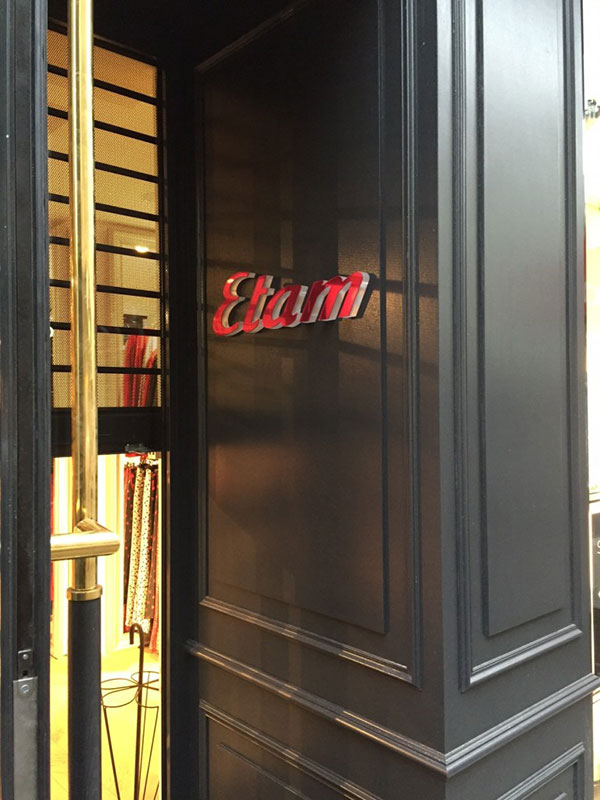 Enseigne Signalétique Lumineuse Etam, Paris 75, île-de-France -AFE 94