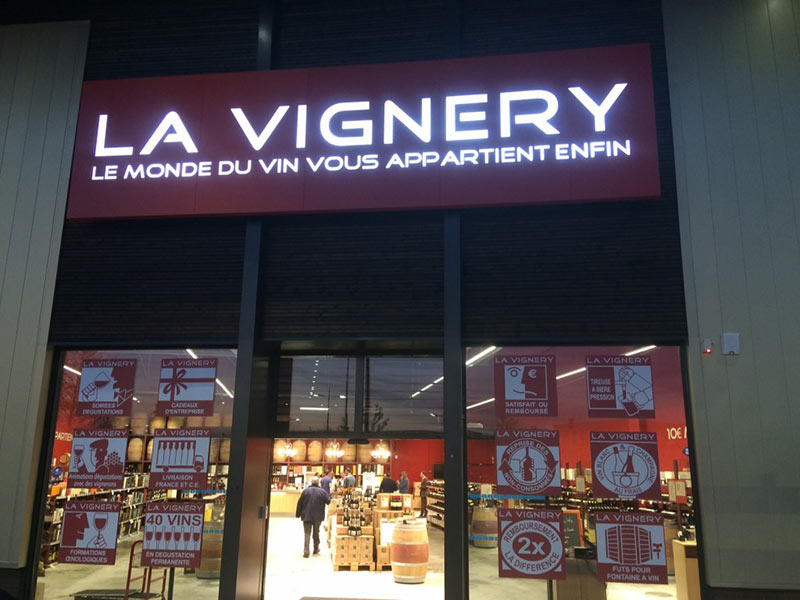 Caissons Lumineux pour la Vignery à Epagny (74) - AFE 94